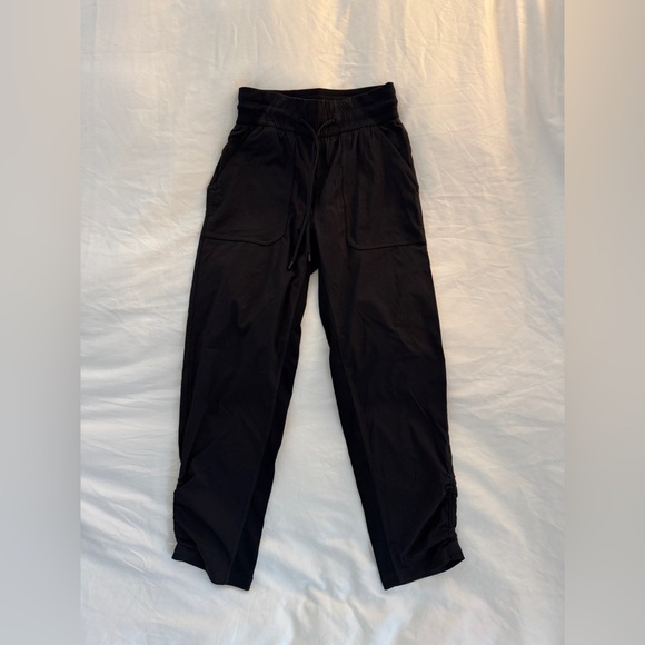 Lululemon Beyond the Studio Crop black stripe 2 - Picture 4 of 9